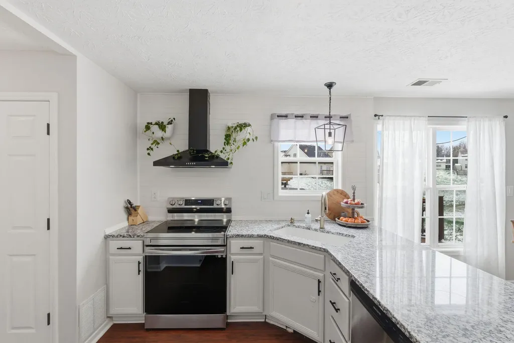 2224 Arthur Way Lexington KY 40509