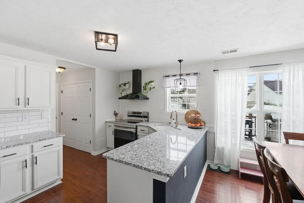 2224 Arthur Way Lexington KY 40509