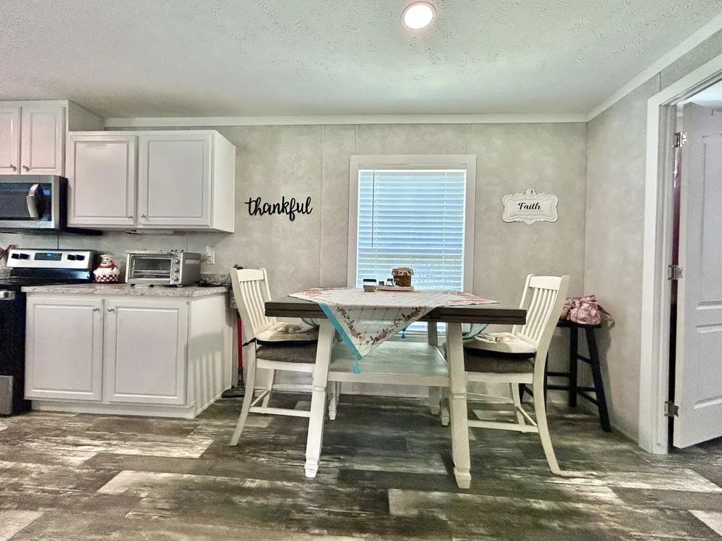1571 Kit Cowan Road Somerset KY 42501