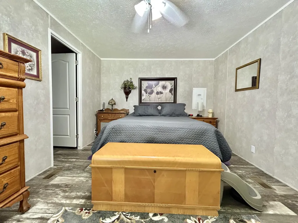 1571 Kit Cowan Road Somerset KY 42501