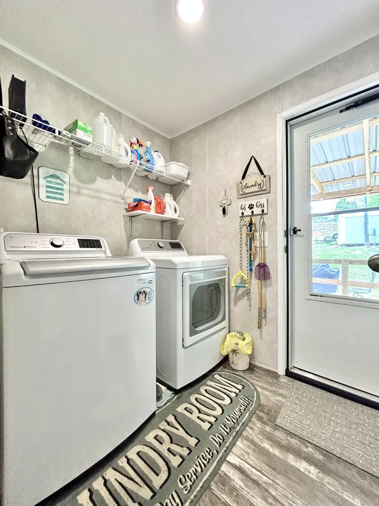 1571 Kit Cowan Road Somerset KY 42501