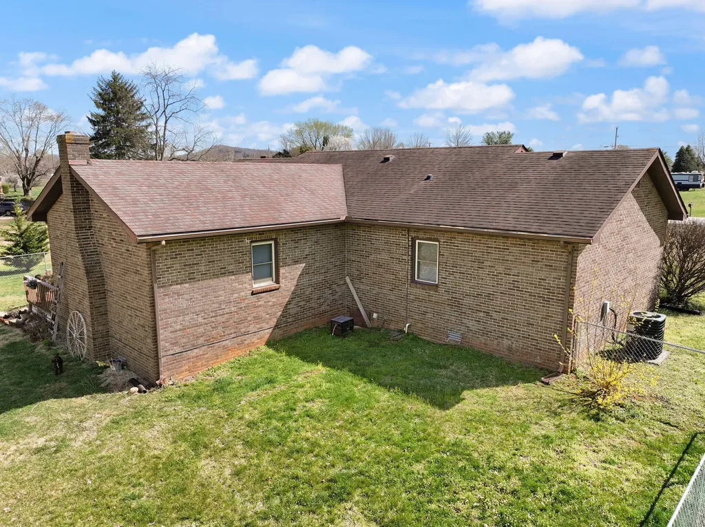 1080 Parkers Mill Road Somerset KY 42501