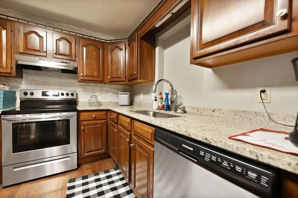 1080 Parkers Mill Road Somerset KY 42501