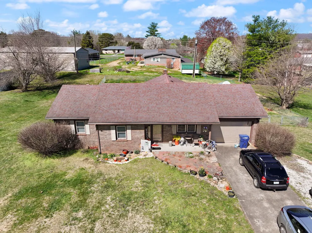 1080 Parkers Mill Road Somerset KY 42501