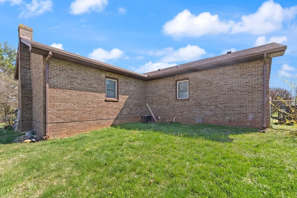1080 Parkers Mill Road Somerset KY 42501