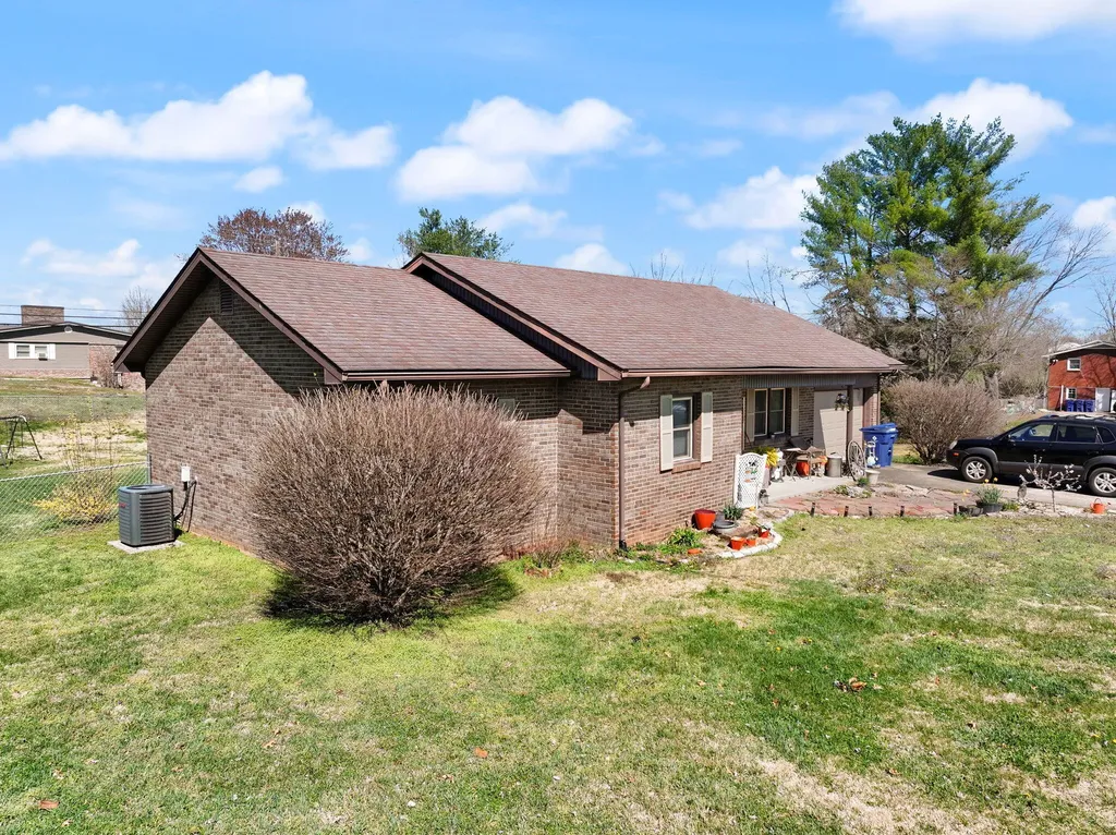 1080 Parkers Mill Road Somerset KY 42501
