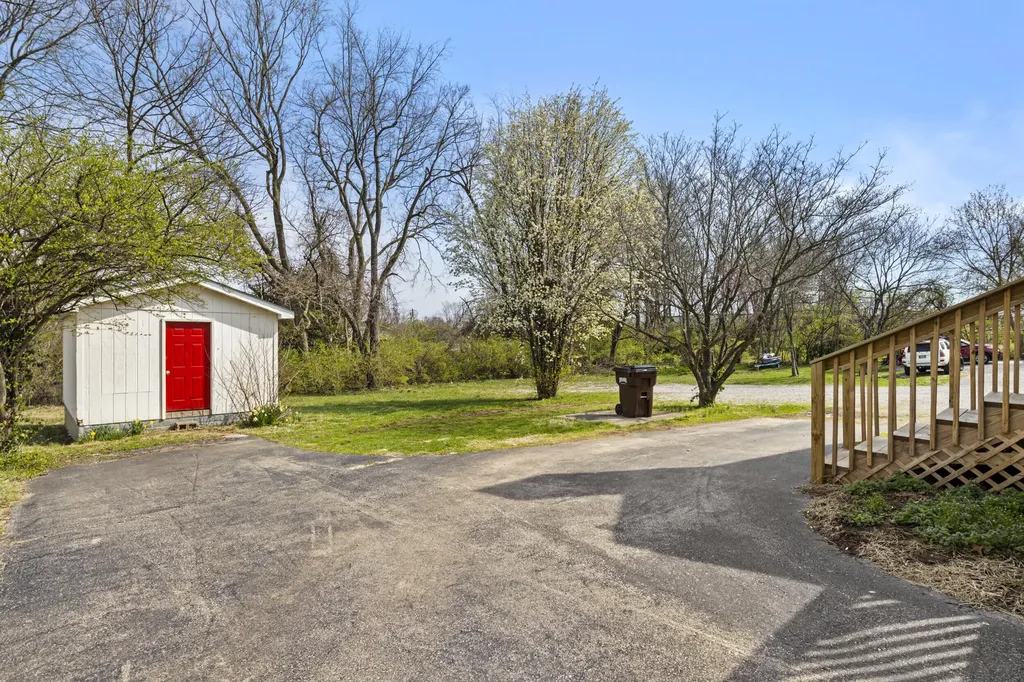 351-363 Big Hill Avenue Richmond KY 40475
