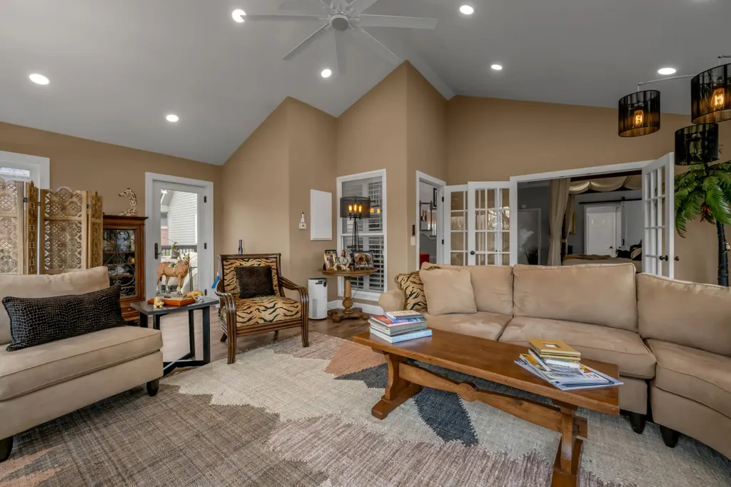 1370 Estates Hill Circle Lexington KY 40511