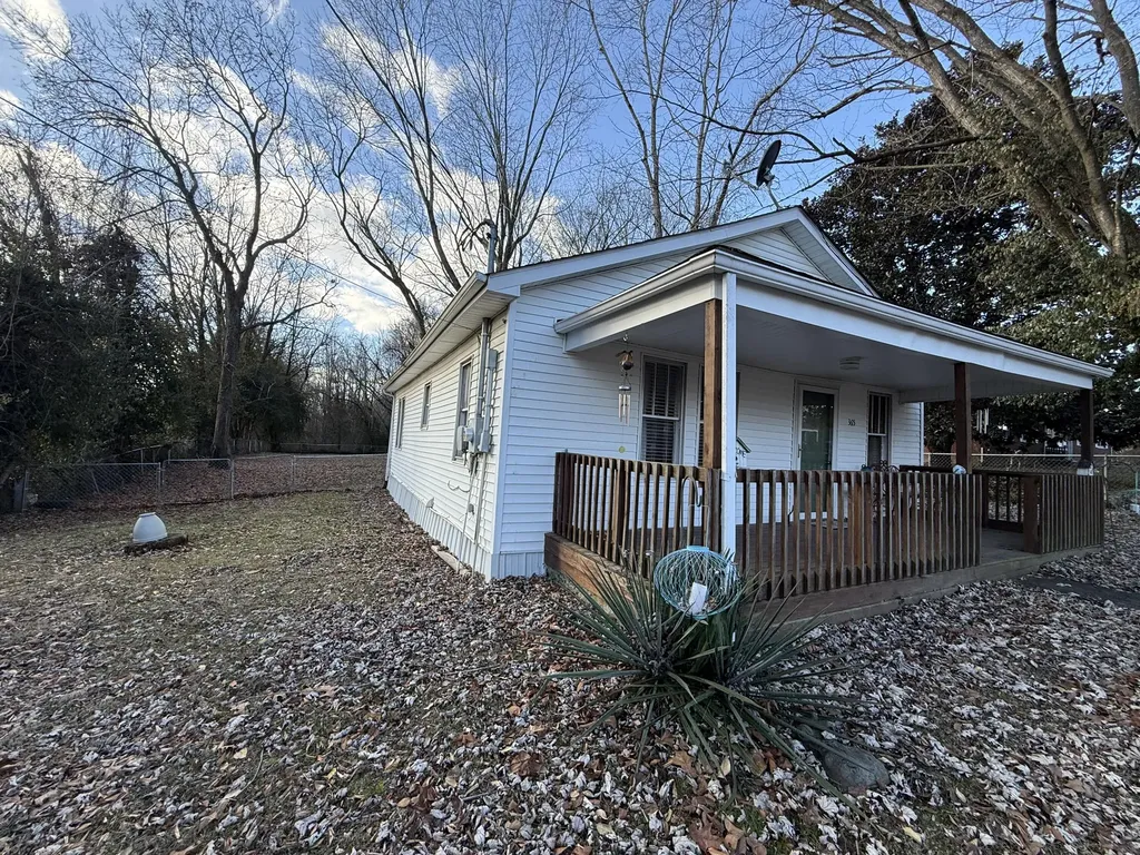 365 Maple Street Russell Springs KY 42642