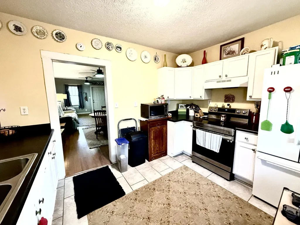 365 Maple Street Russell Springs KY 42642