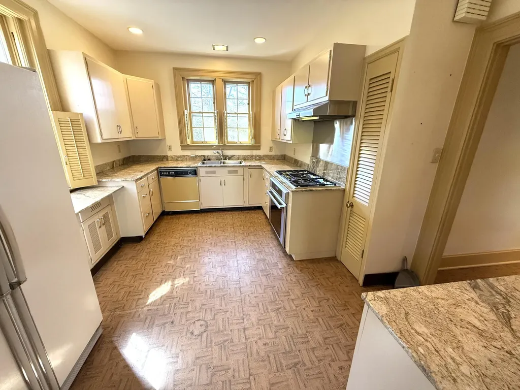 1703 Fairway Drive Lexington KY 40502