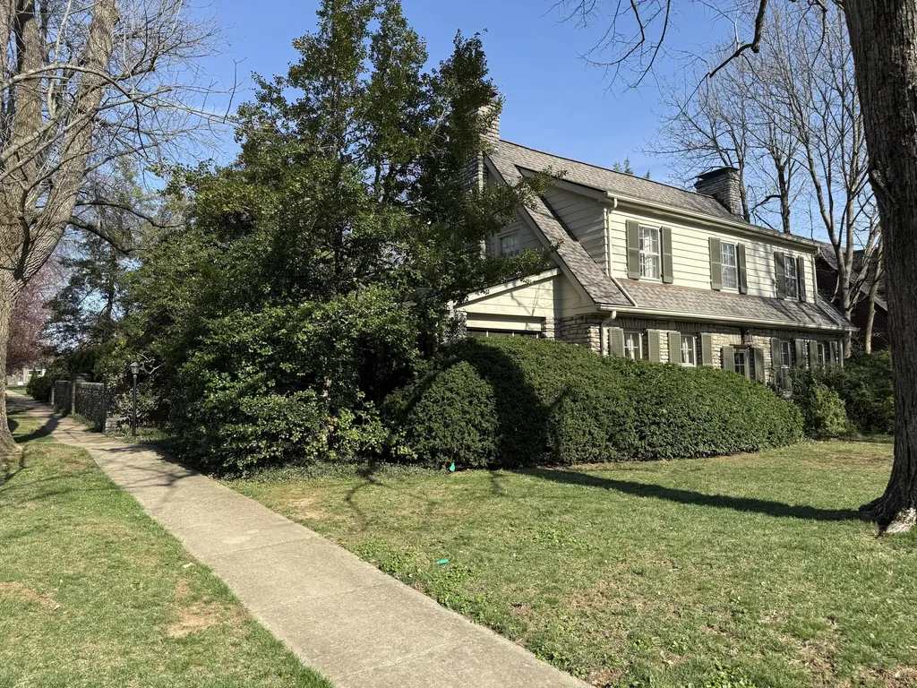 1703 Fairway Drive Lexington KY 40502