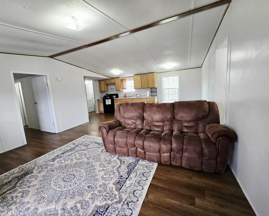 260 Bill Moore Road Edmonton KY 42129