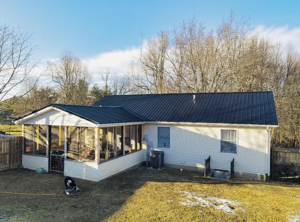 436 Halls Gap Estates Road Stanford KY 40484