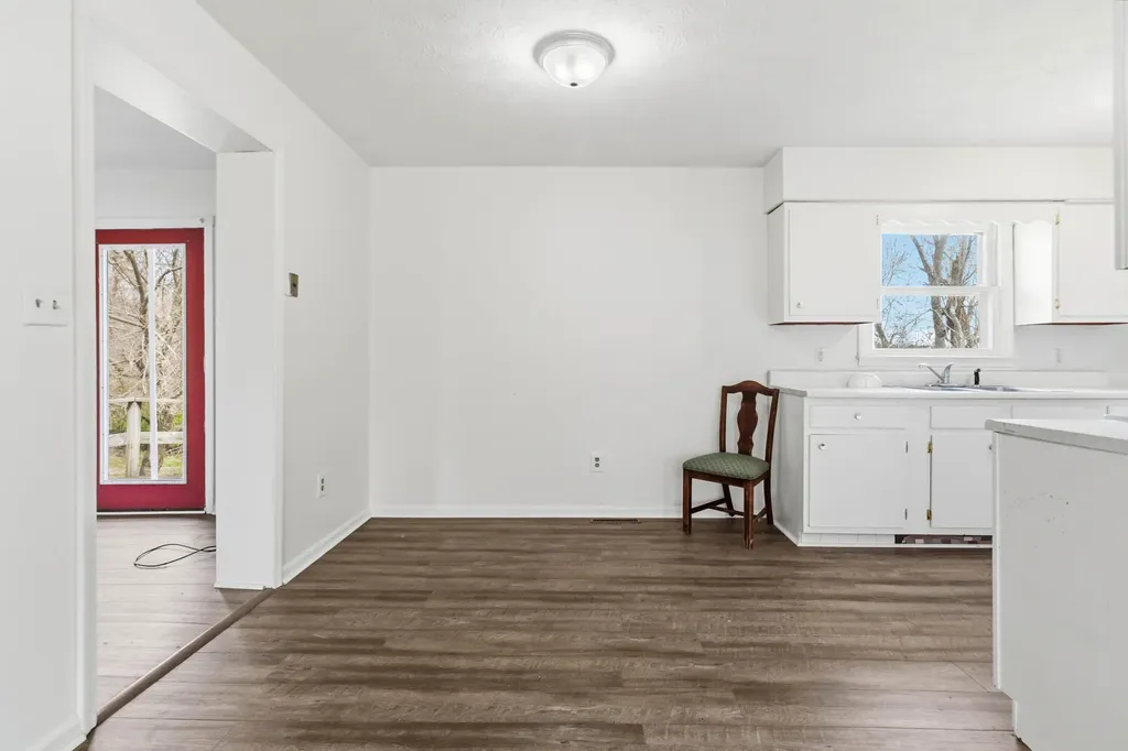 651 Panola Road Waco KY 40385