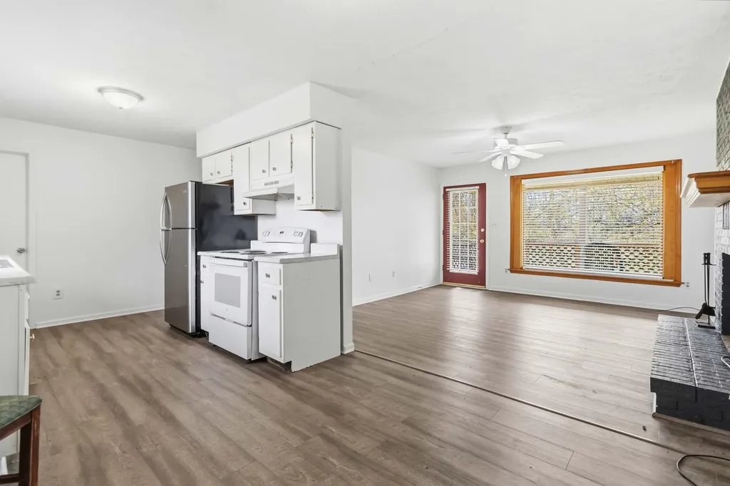 651 Panola Road Waco KY 40385