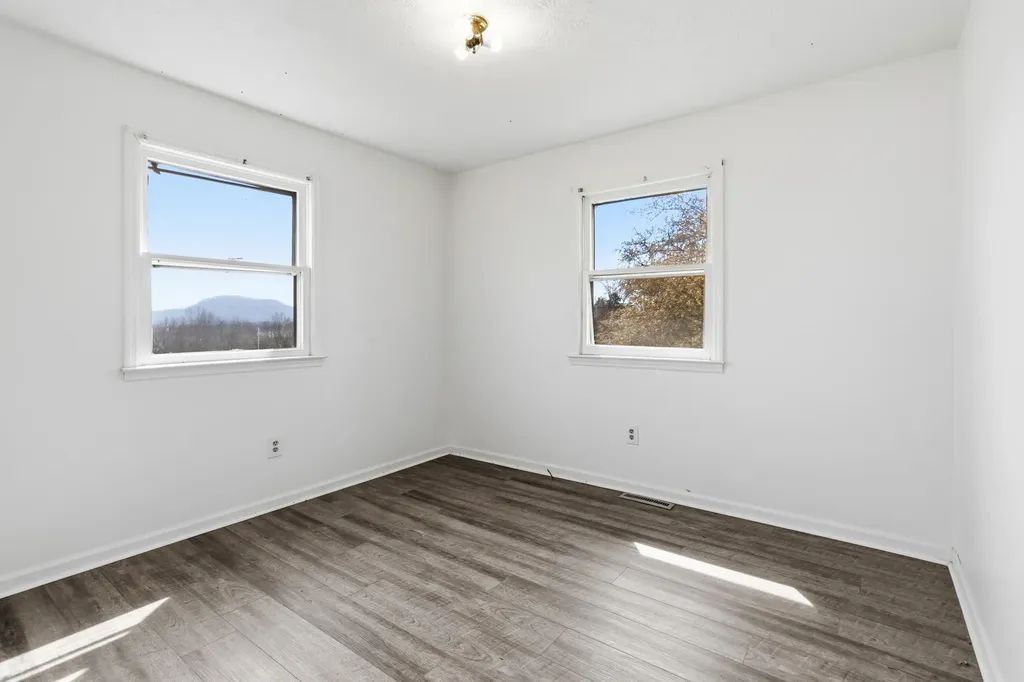 651 Panola Road Waco KY 40385