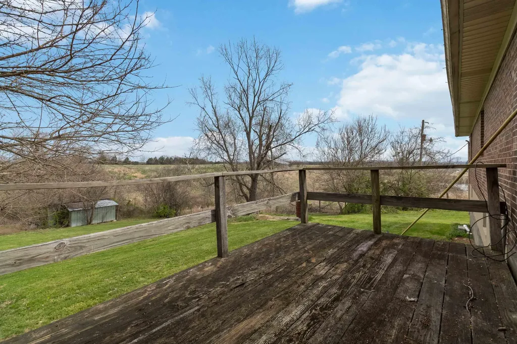 651 Panola Road Waco KY 40385