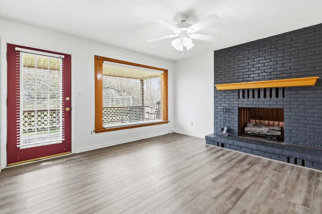 651 Panola Road Waco KY 40385
