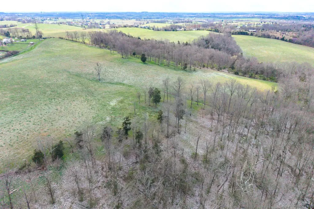 3515 Kennedy Bridge Road Lancaster KY 40444