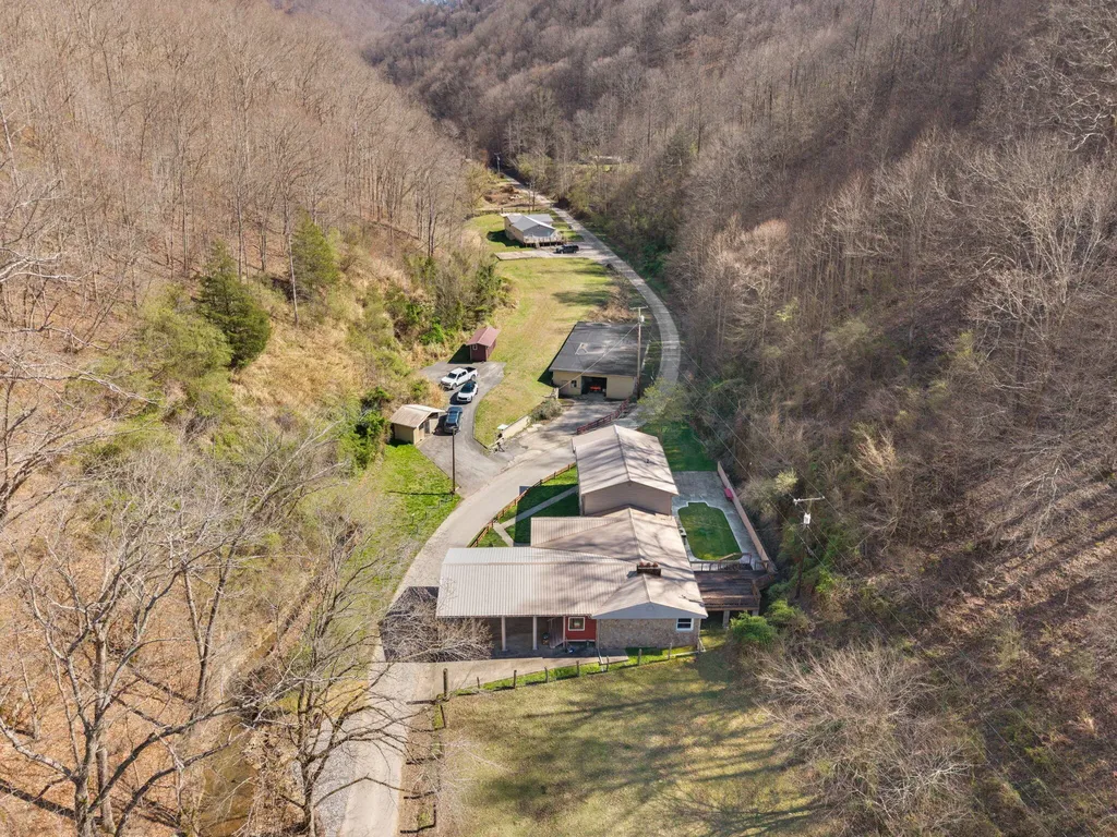 544 Salisbury Branch Road Dema KY 41859