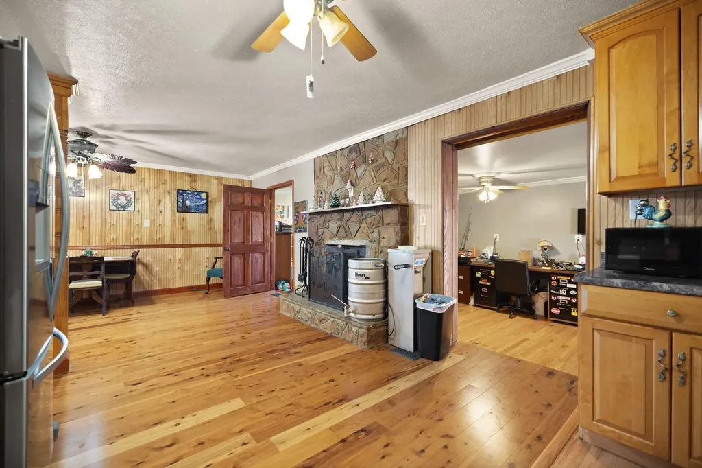 544 Salisbury Branch Road Dema KY 41859