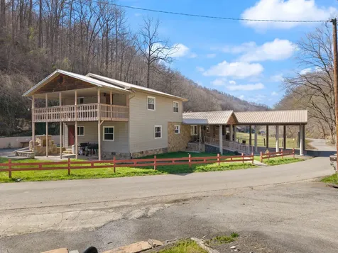 544 Salisbury Branch Road Dema KY 41859