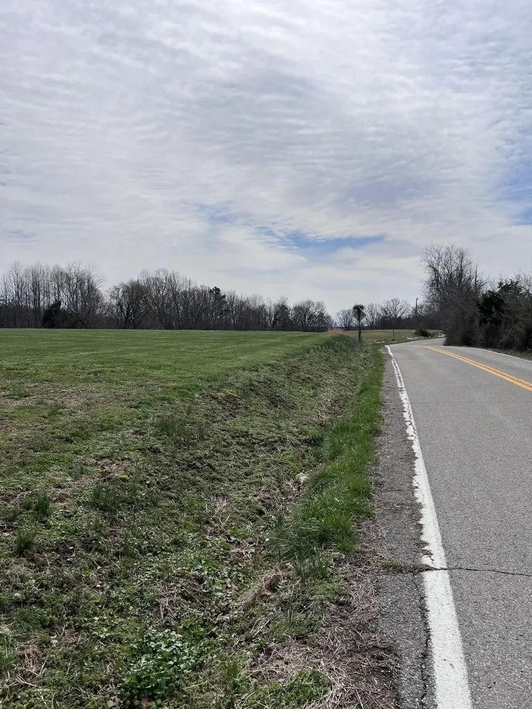 12195 Highway 587 Beattyville KY 41311