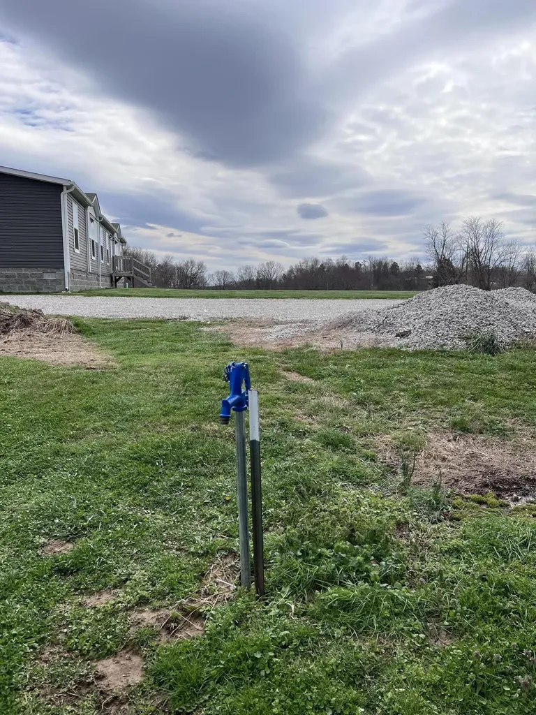 12195 Highway 587 Beattyville KY 41311
