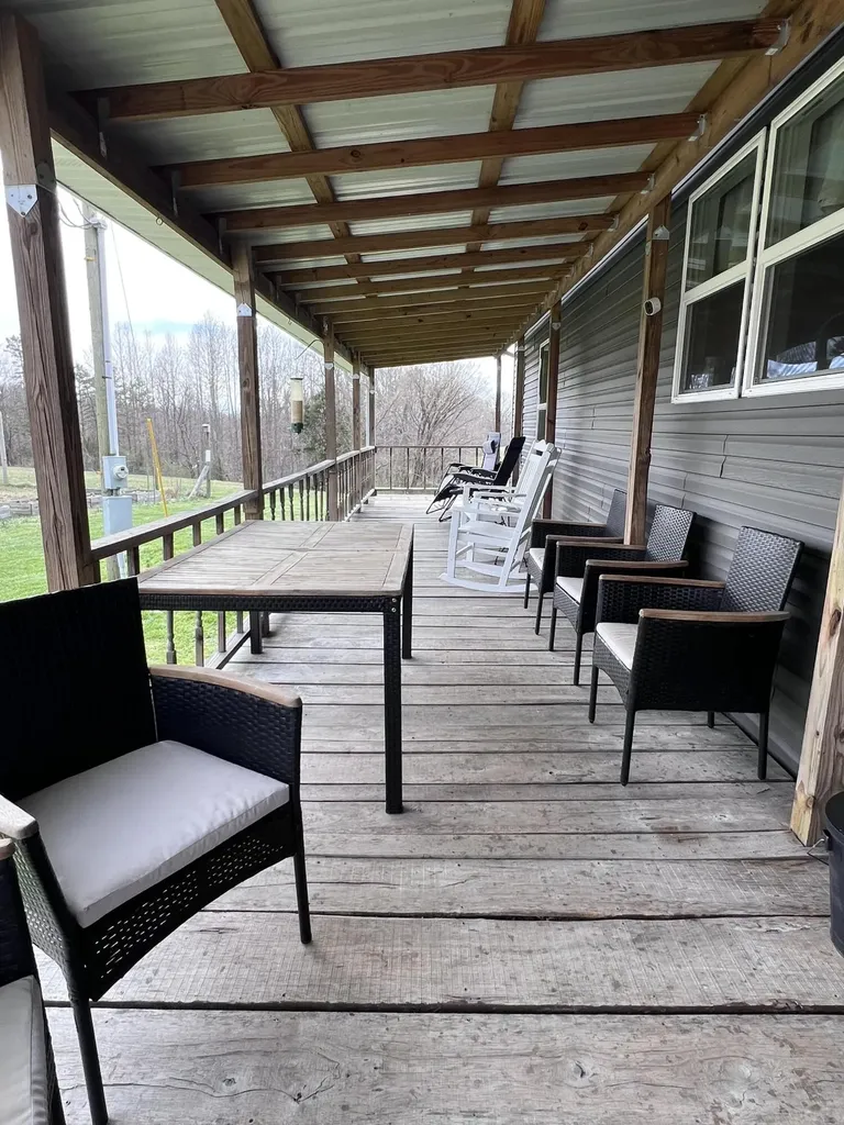 12195 Highway 587 Beattyville KY 41311