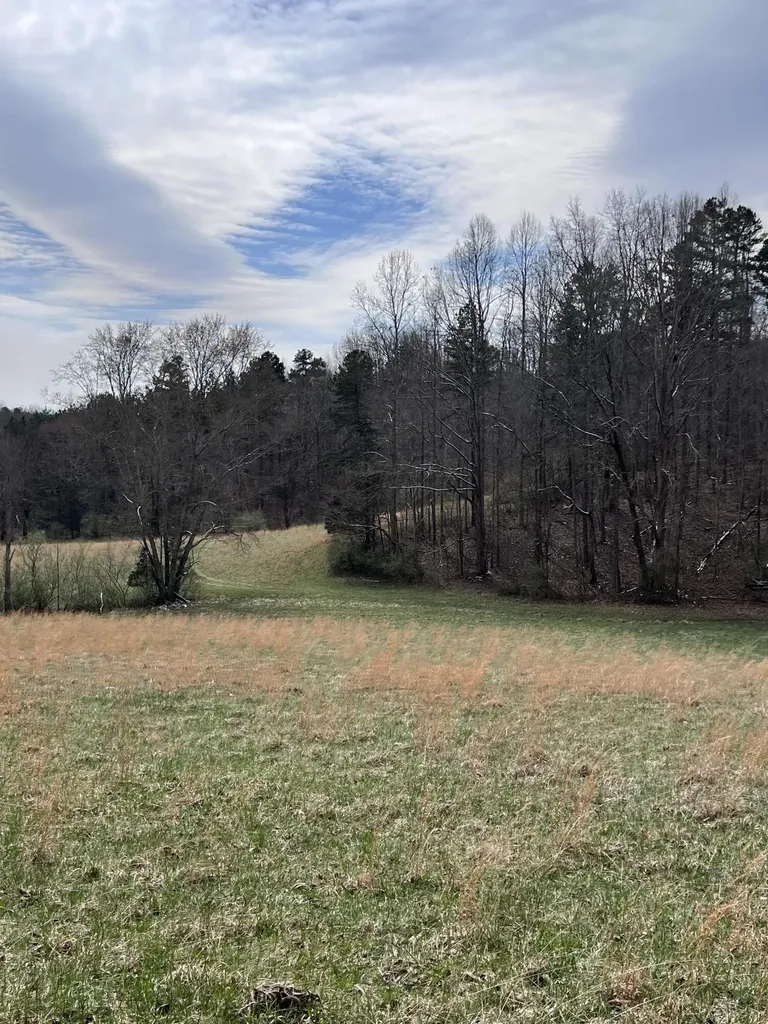 12195 Highway 587 Beattyville KY 41311