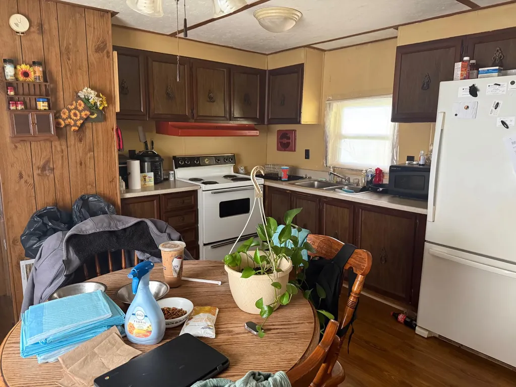 451 Lincoln Trail Stanford KY 40484