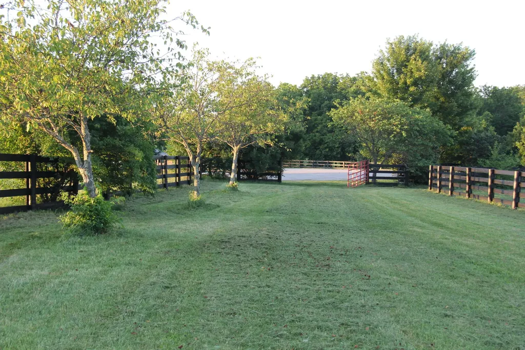 Lot 4 Springhouse Drive Nicholasville KY 40356