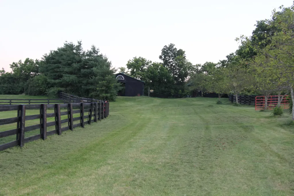 Lot 4 Springhouse Drive Nicholasville KY 40356