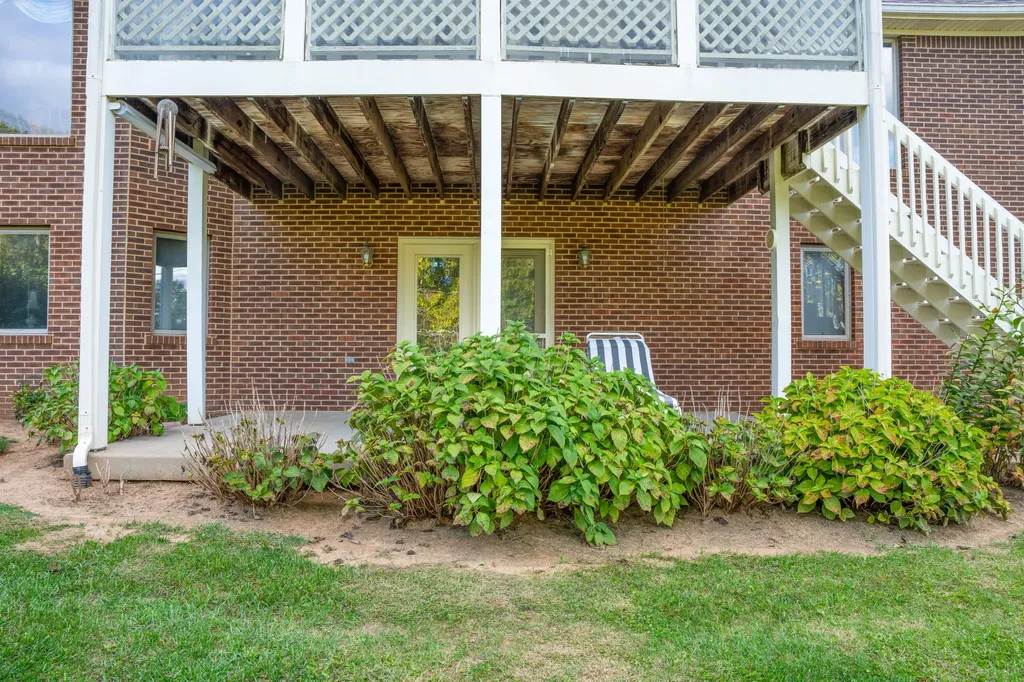 226 Signal Ridge Road Frankfort KY 40601