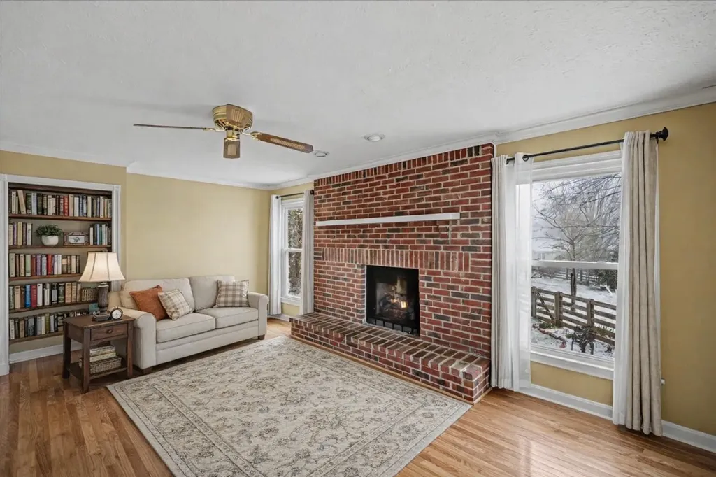 901 Woodglen Court Lexington KY 40515