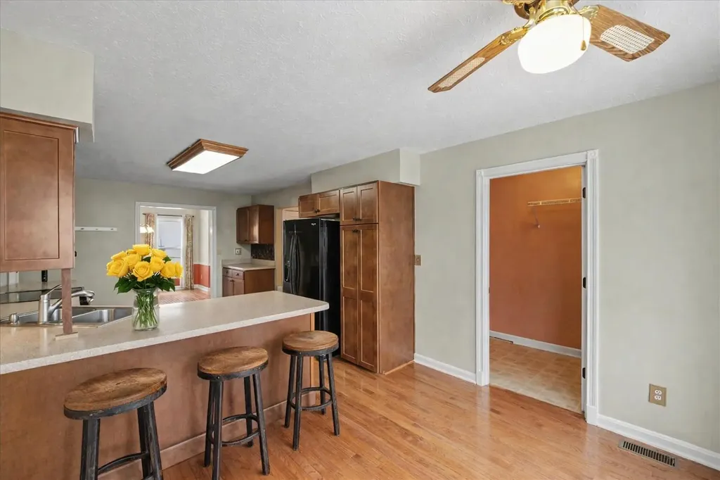 901 Woodglen Court Lexington KY 40515