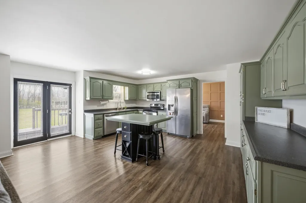 307 Brookgreen Drive Berea KY 40403