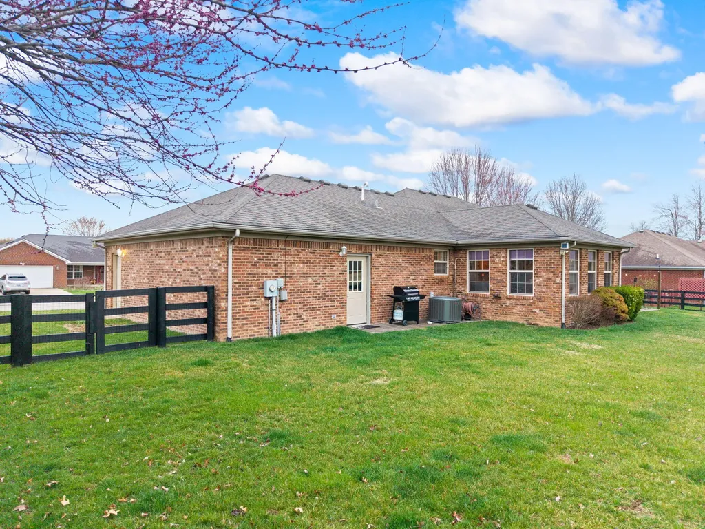 184 Keith Drive Berea KY 40403