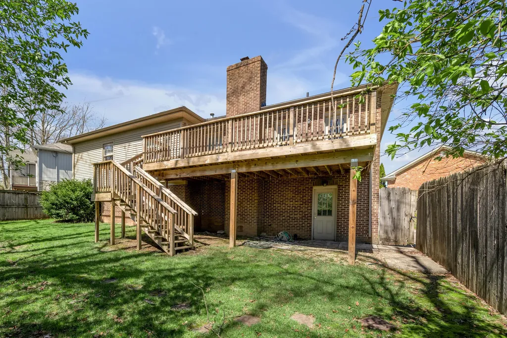 1112 Pepperhill Circle Lexington KY 40502