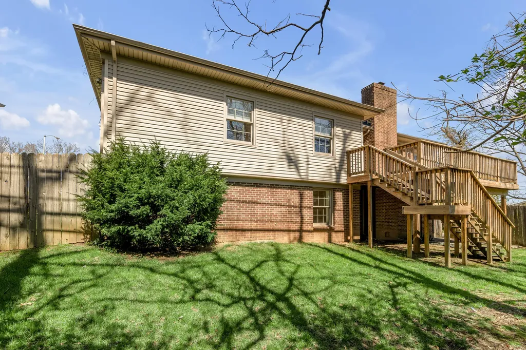 1112 Pepperhill Circle Lexington KY 40502