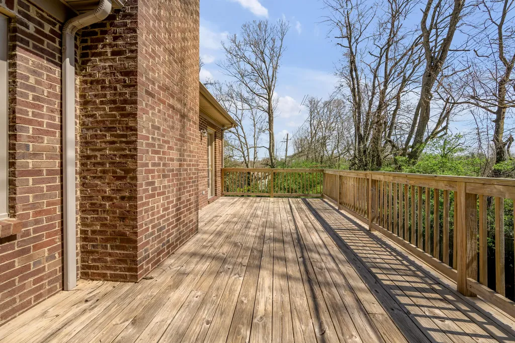 1112 Pepperhill Circle Lexington KY 40502