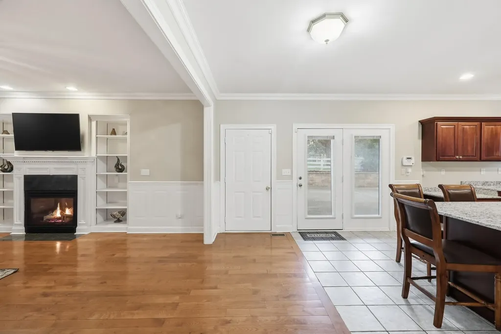 1369 Saddle Club Way Lexington KY 40504