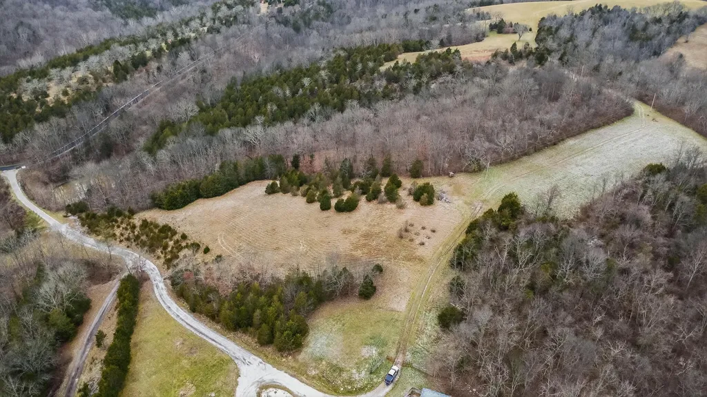 000 Hogg Ridge Road Williamstown KY 41097