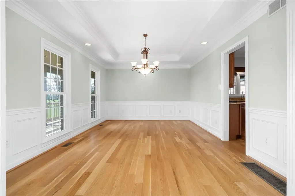 3701 Hidden Lake Lane Lexington KY 40516