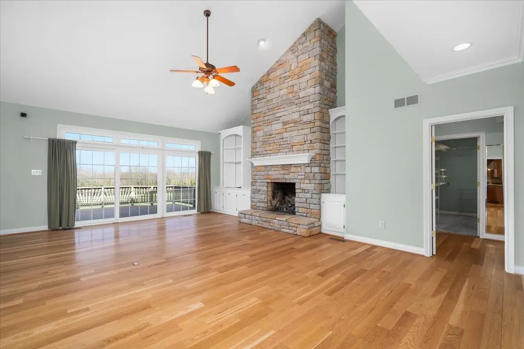 3701 Hidden Lake Lane Lexington KY 40516