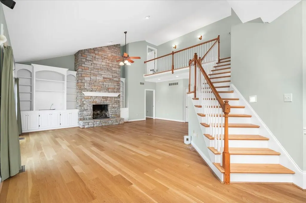 3701 Hidden Lake Lane Lexington KY 40516