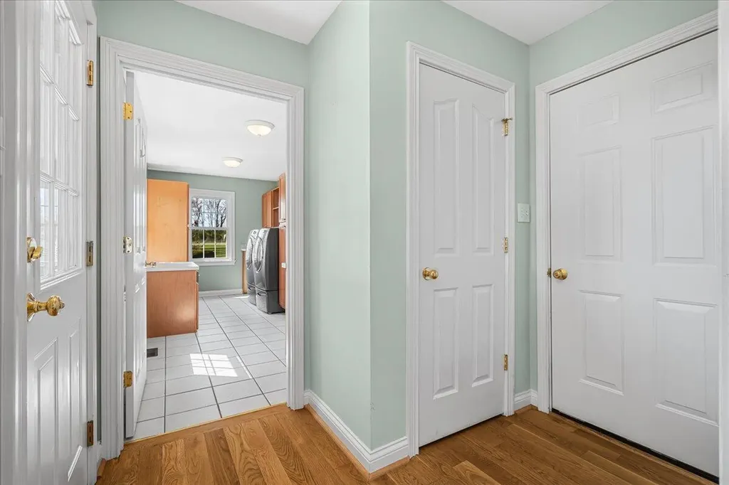 3701 Hidden Lake Lane Lexington KY 40516