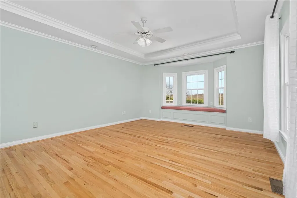 3701 Hidden Lake Lane Lexington KY 40516