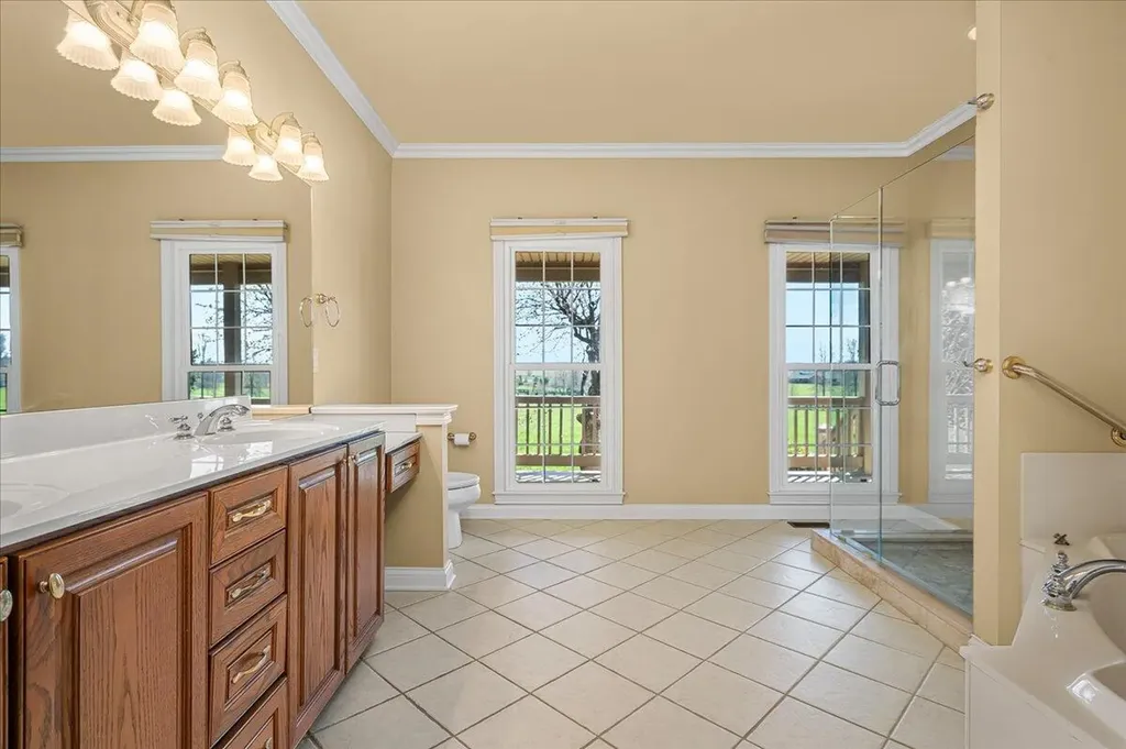3701 Hidden Lake Lane Lexington KY 40516